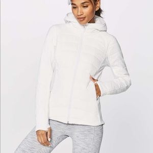 Lululemon extra mile jacket, white, size 8, worn once or twice so in really GUC